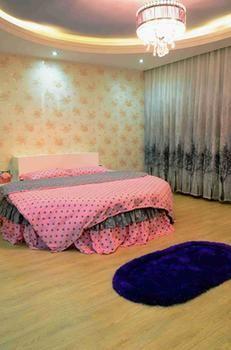 Yiguangnian Fashion Hotel Fenghuang Zewnętrze zdjęcie